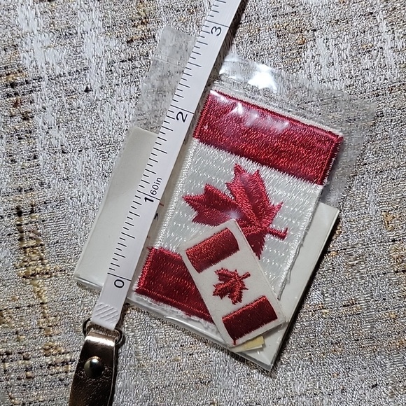 Canadian Embroidered Appliqué Patches - Picture 2 of 13